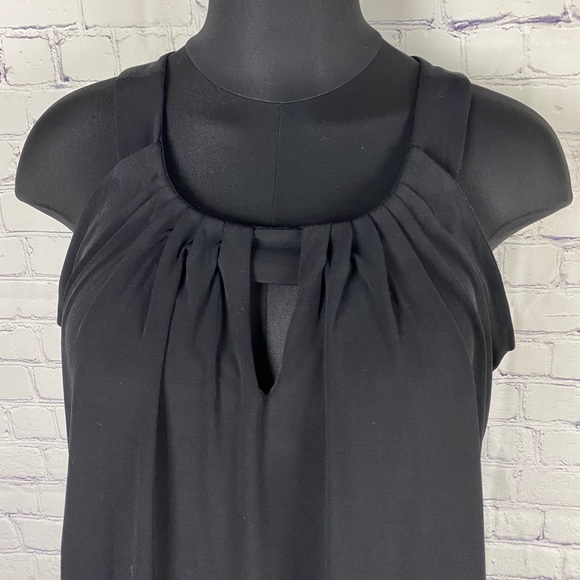 Vintage flattering black dress - Picture 4 of 9